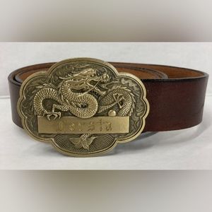 Oriental Dragon Forsta Embossed Metal Belt Buckle & Men’s Brown Leather Belt 38
